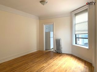 28-08 Crescent St #7, Astoria, NY 11102