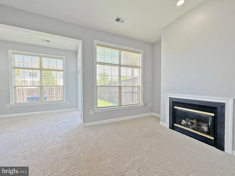 8118 Rainwater Cir — Photo 18
