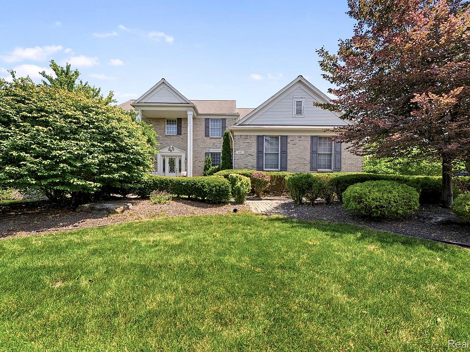 1st image of 443 Lenox Dr