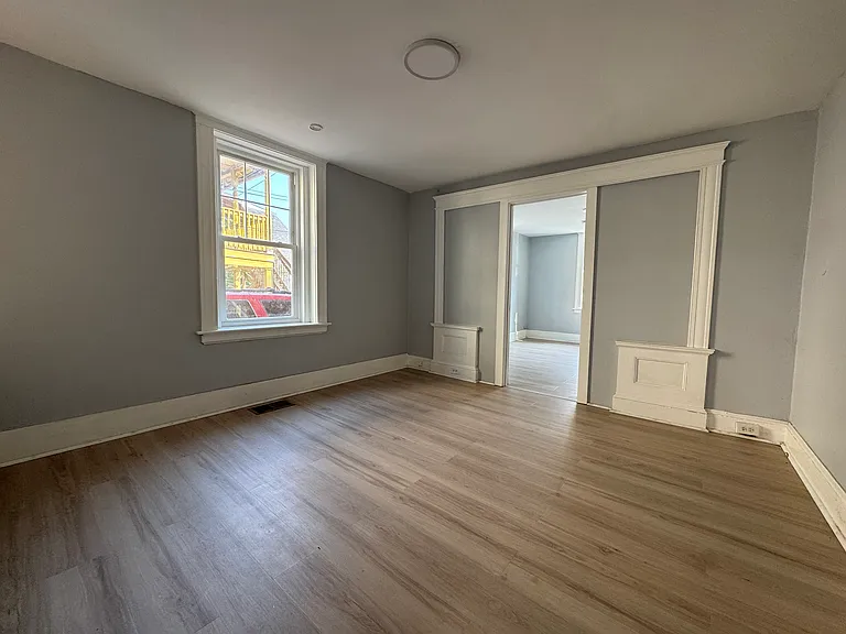 86 Wolcott St #R1 — Photo 9