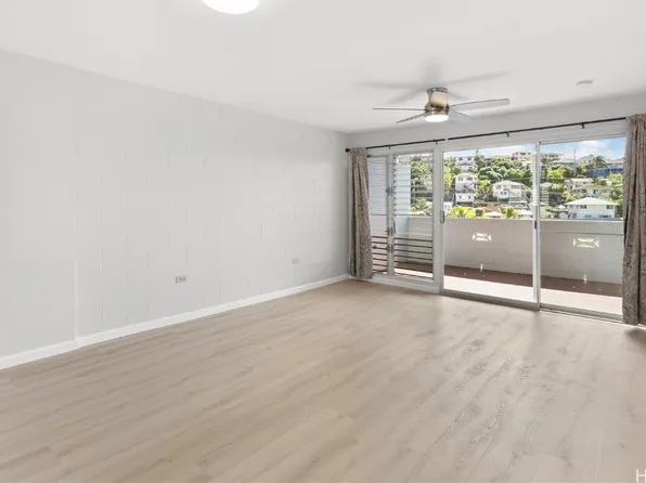 2001 Aupuni St APT 402, Honolulu, HI 96817