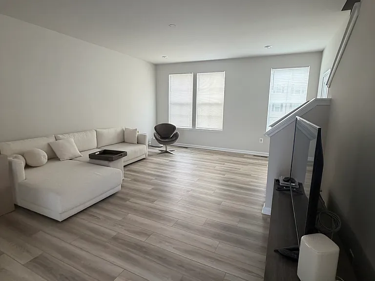 68 Winterplace Dr — Photo 14