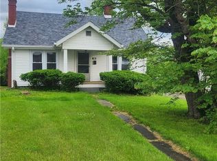 627 N Gospel St, Paoli, IN