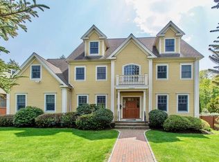 1682 Commonwealth Ave, Newton, MA 02465