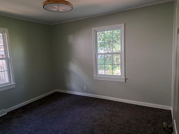 4th image of 1313 Fairmont Drive