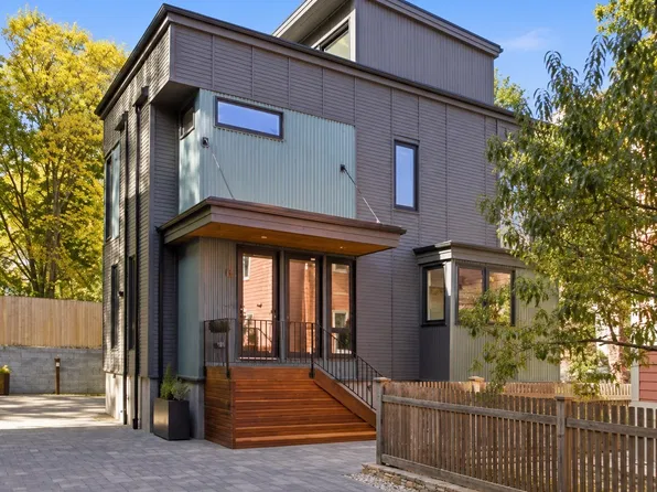 8 Holworthy Ter #8, Cambridge, MA 02138