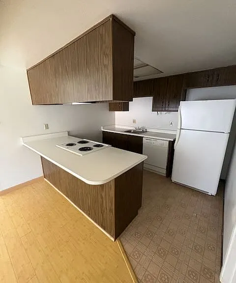 2826 Edison Ave — Photo 6