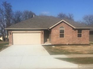 4579 W Brownstone Trce, Springfield, MO 65807