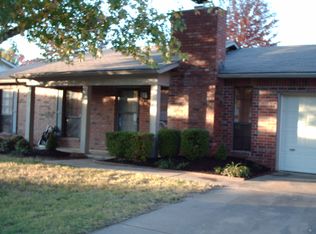 364 E Margaret Pl, Fayetteville, AR 72703