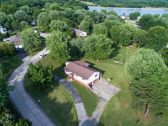 2nd image of 45 Lee Dr