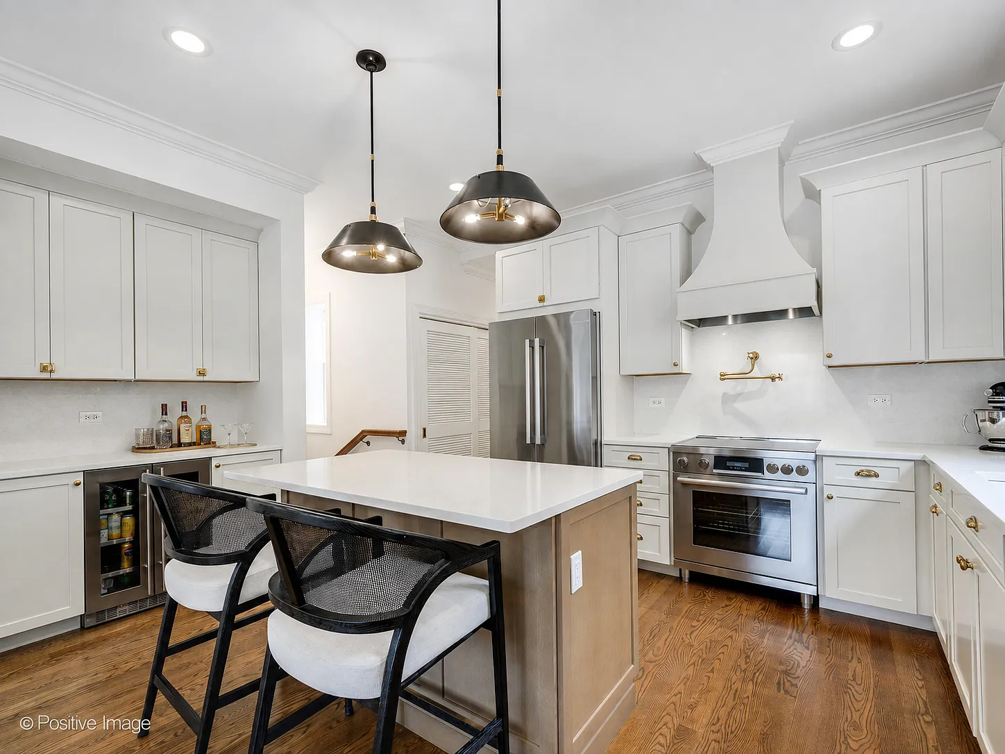 2 bed, 1400 sqft, $3,995 — Photo 4