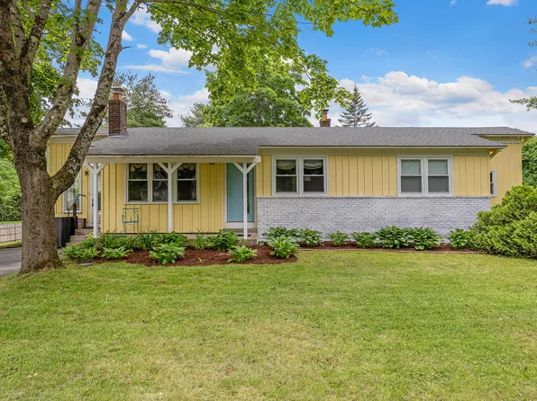 122 Jordan Avenue, Brunswick, ME 04011