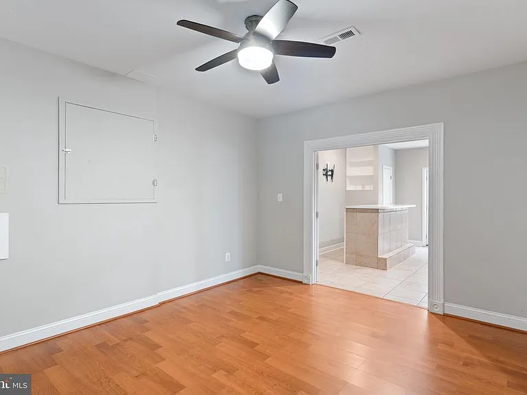 7495 Cavalcade Dr — Photo 34
