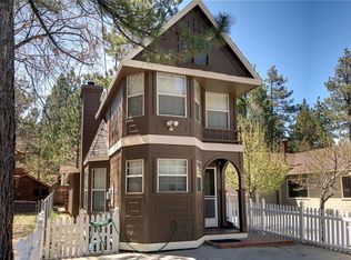 456 Moreno Ln, Sugarloaf, CA 92386