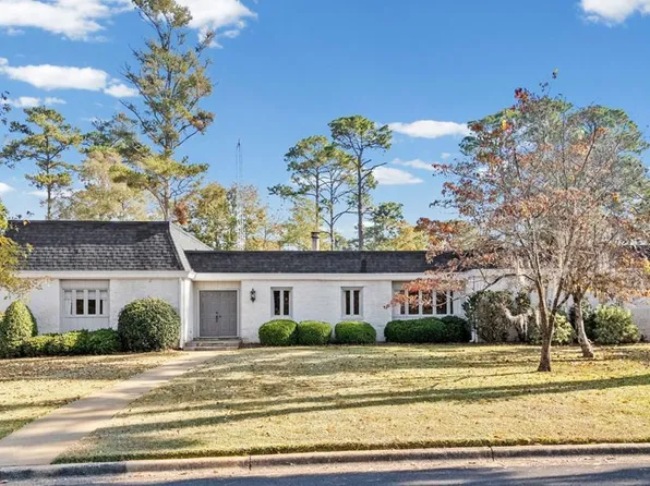 1640 Valencia Dr, Albany, GA 31707