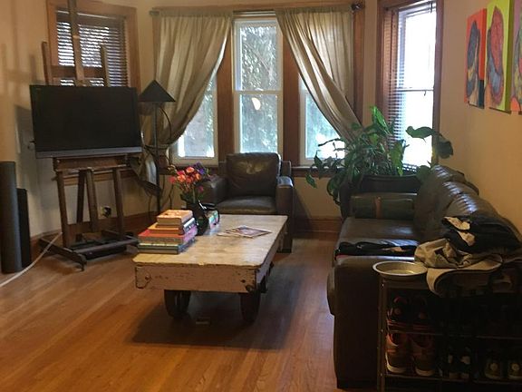 2nd image of 2937 N Gresham Ave
