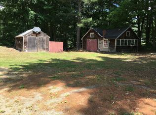 409 Monterey Rd, Great Barrington, MA 01230