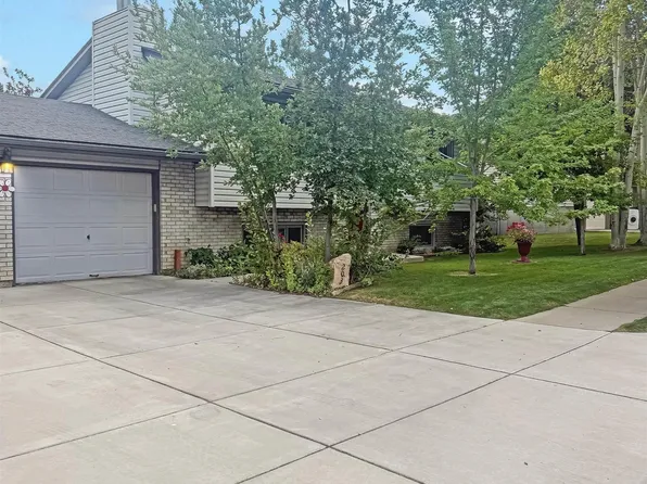203 Florence Ave, Evanston, WY 82930