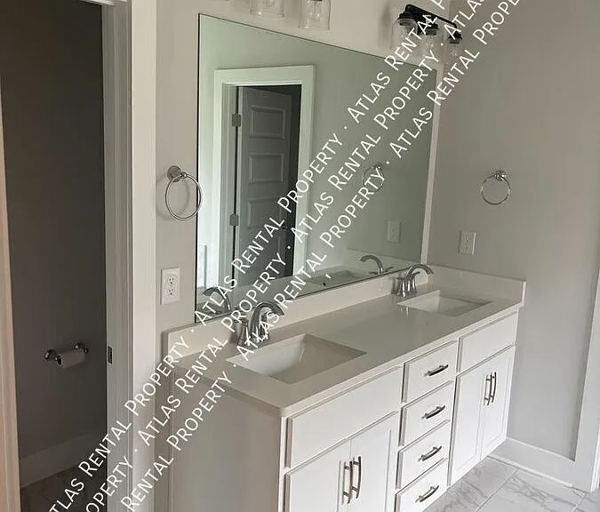 11322 Waterman Ln — Photo 5