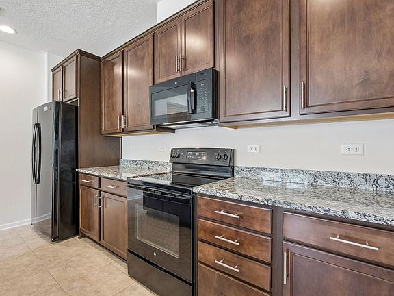 5th image of 95475 Alsace Ct