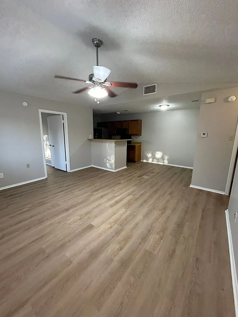 D.Schrager Properties7 (7900 West Gate Blvd) — Photo 2