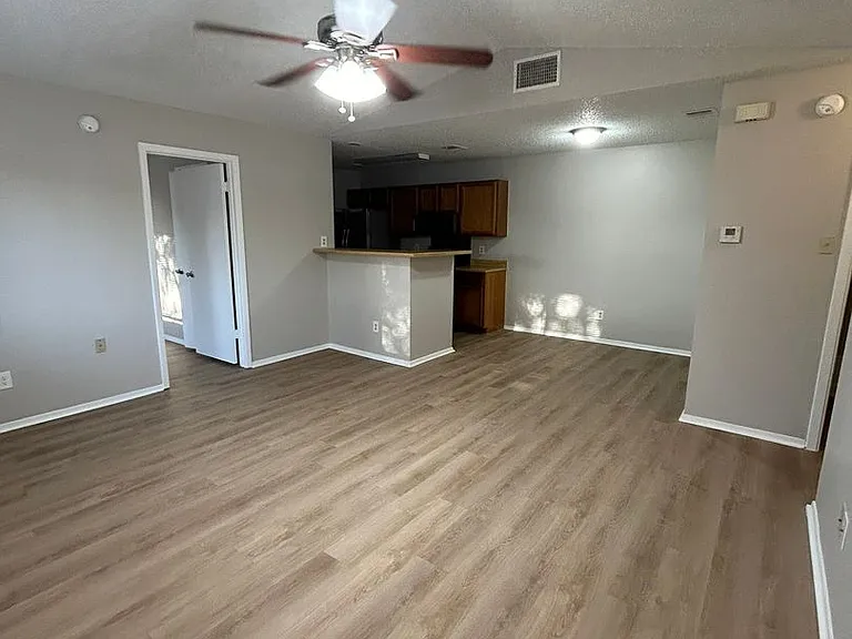 7900 W Gate Blvd — Photo 2