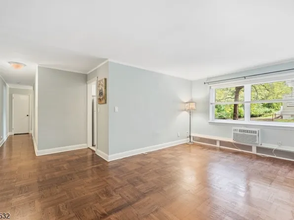 18 Springfield Ave #1C, Cranford Twp., NJ 07016