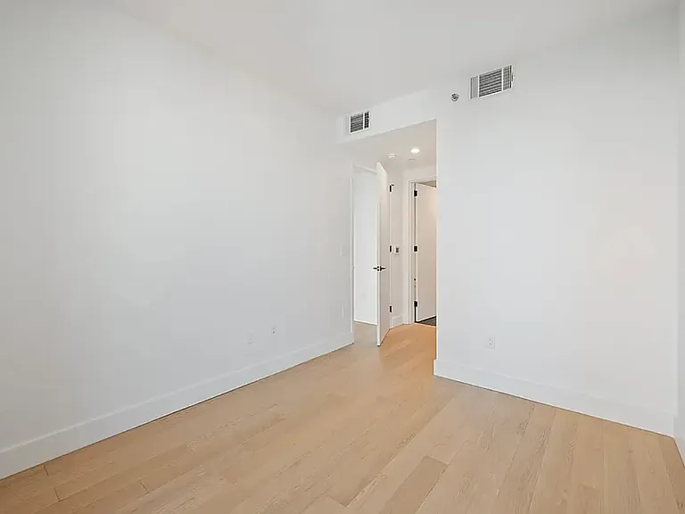 224 W 124th St #507 — Photo 10