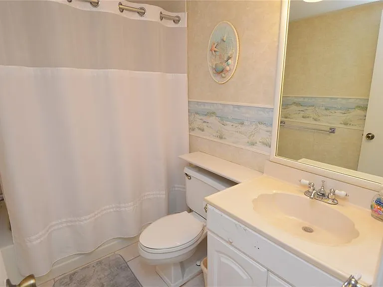 18650 Gulf Blvd #305 — Photo 42