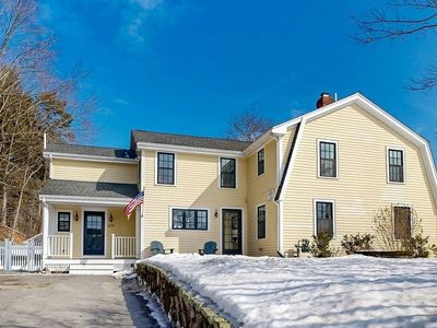 679 Main St, Medfield, MA, 02052