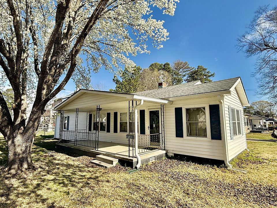 1st image of 4146 East Pine Street