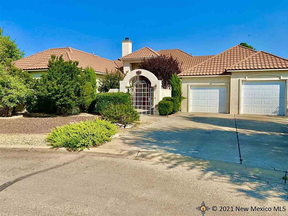1st image of 605 Oakwood Pl