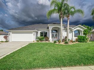 22636 Willow Lakes Dr, Lutz, FL 33549