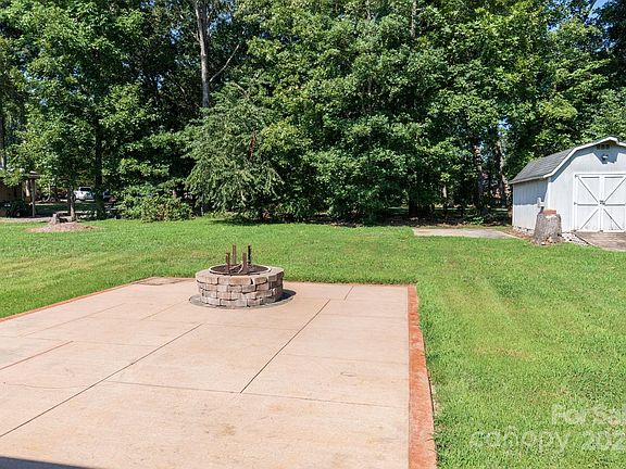 5th image of 116 Green Meadow Ln