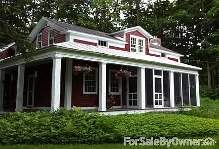 173 Maple Avenue
						:
						Gracious, light-filled farmhouse
Many custom features
