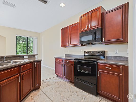 3rd image of 16509 Kingletridge Ave