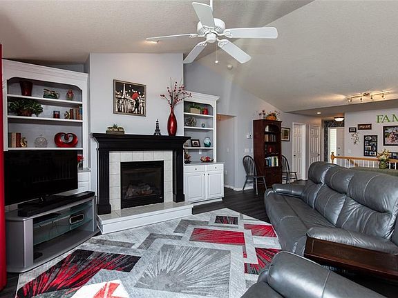 5th image of 6121 NW 49th St