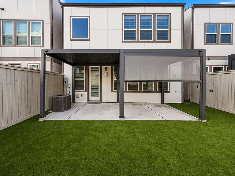 817 Kamano Ave — Photo 25