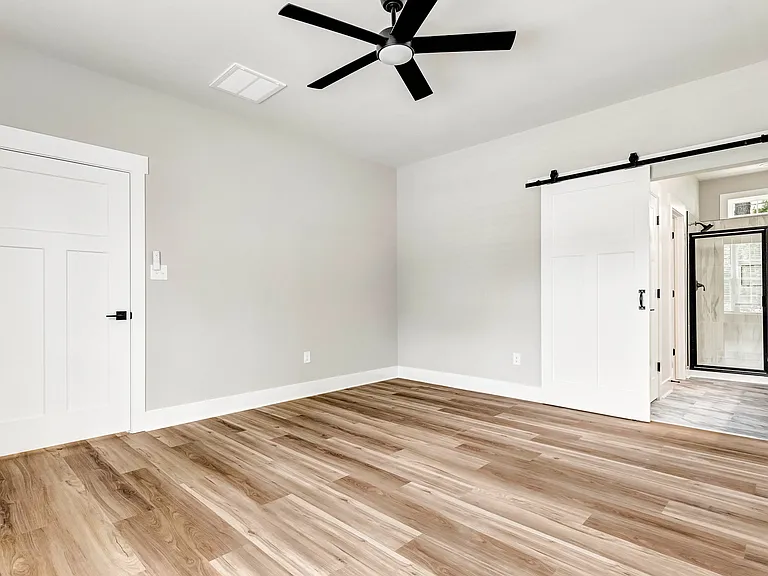 8269 Wonderland Ln — Photo 19