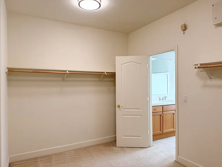 1143 Souza Way — Photo 29