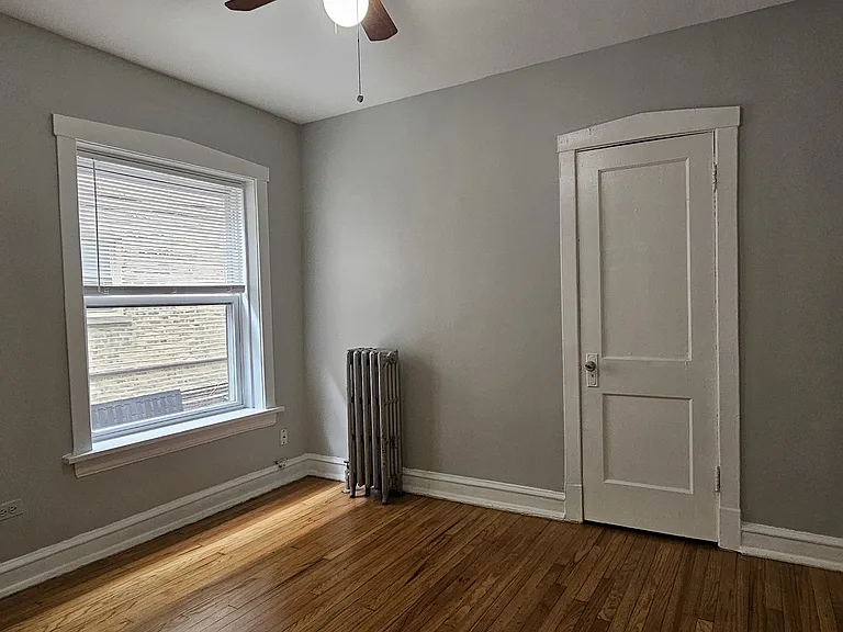 4826 N Avers Ave #1W — Photo 3