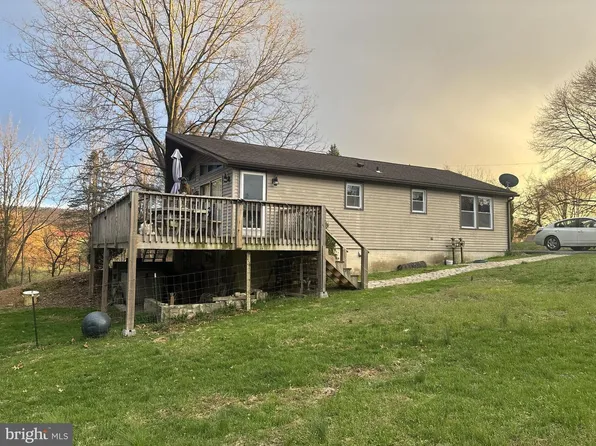 330 Faculty Rd, Duncannon, PA 17020