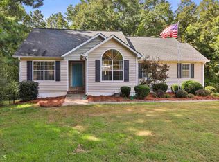 28 Pecan Lake Ct, Sharpsburg, GA 30277