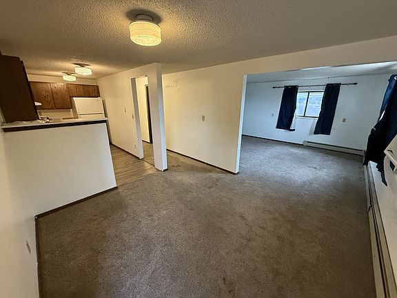 2nd image of 2511 W 27th St #6
