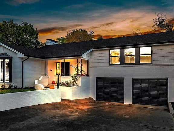 4th image of 9786 Twin Creek Dr
