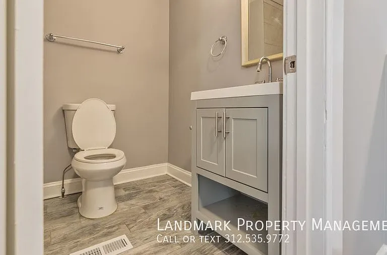 2353 W 18th Pl #3R — Photo 17