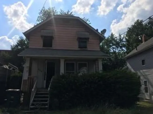 504 Alexander St, Akron, OH 44306