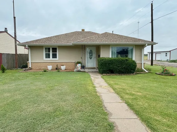 400 S Wyoming St, Plainville, KS 67663