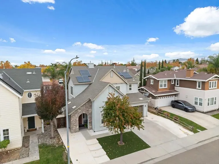 4316 Famoso Ln — Photo 22