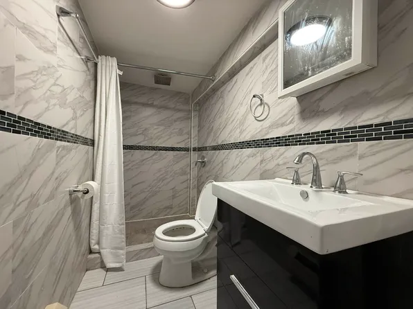 1156 Sutter Avenue image 2 of 3